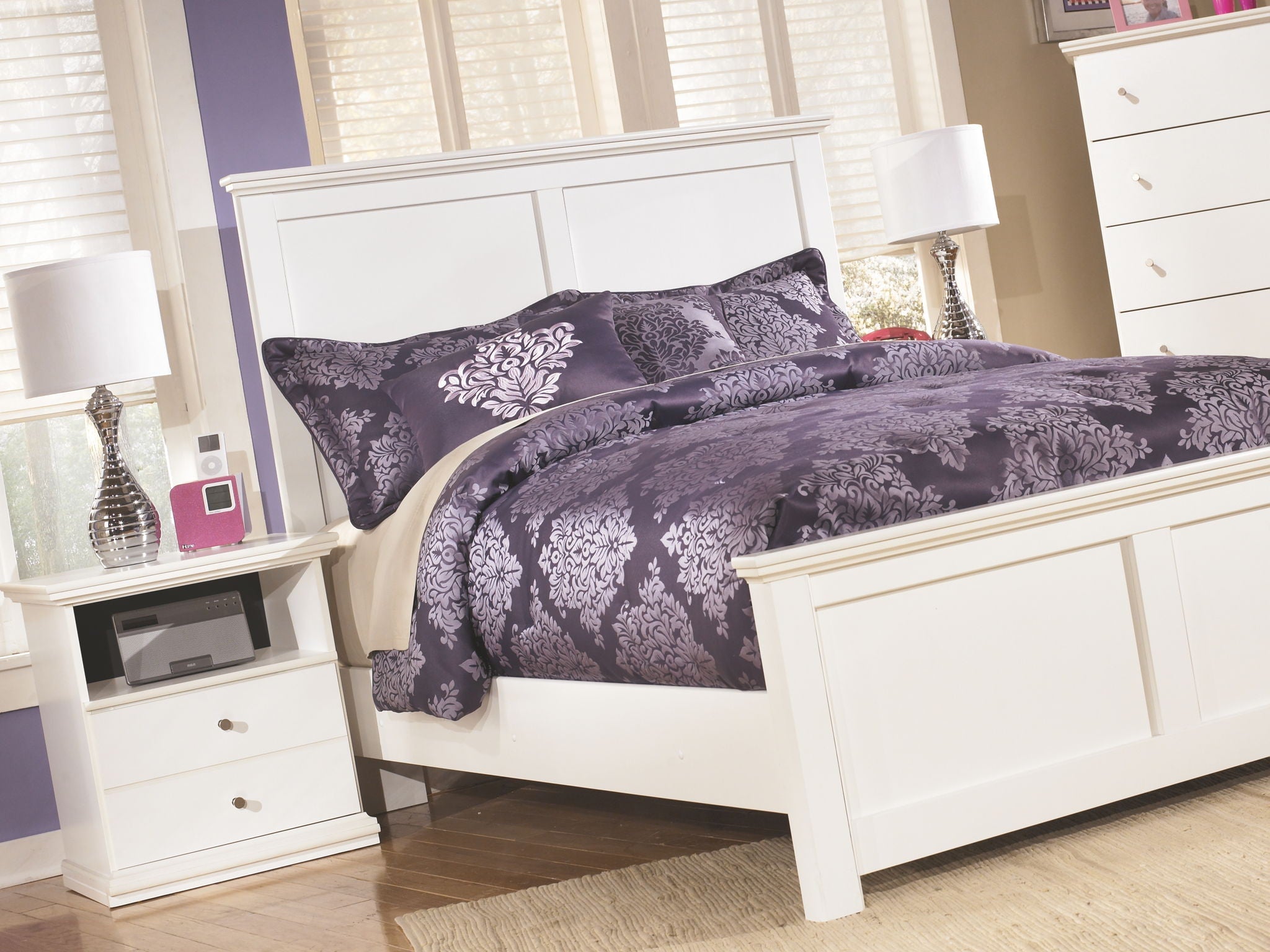 Bostwick Shoals - One Drawer Night Stand - White